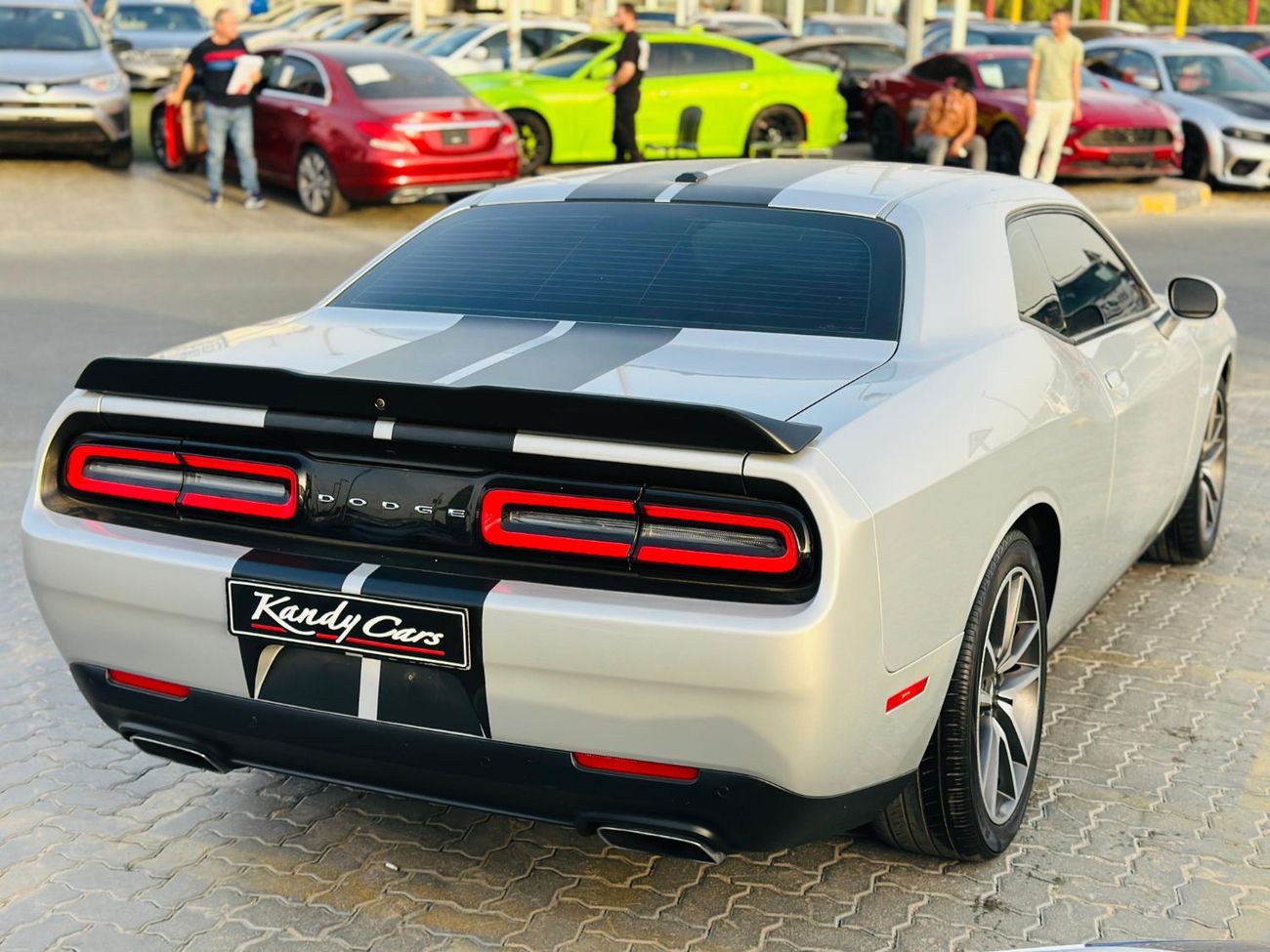 Dodge Challenger R/T 5.7L (370 HP) | Monthly 1900/- | 0% DP | Paddle Shifters | Touch Screen | # 70294