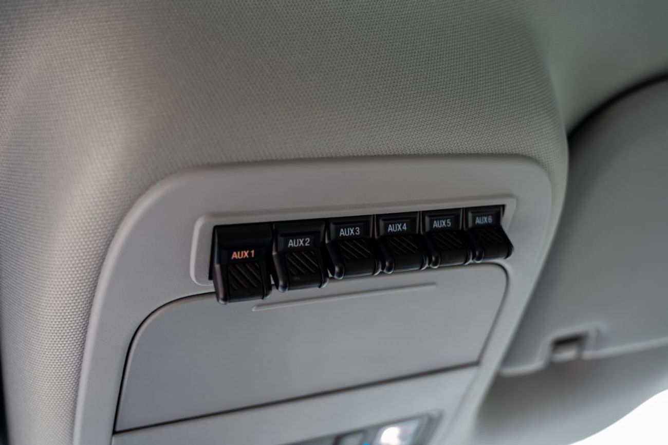 فورد F 550 Super duty XLT | 6.7L Power Stroke V8 Turbo Diesel | 4x4 | Automatic