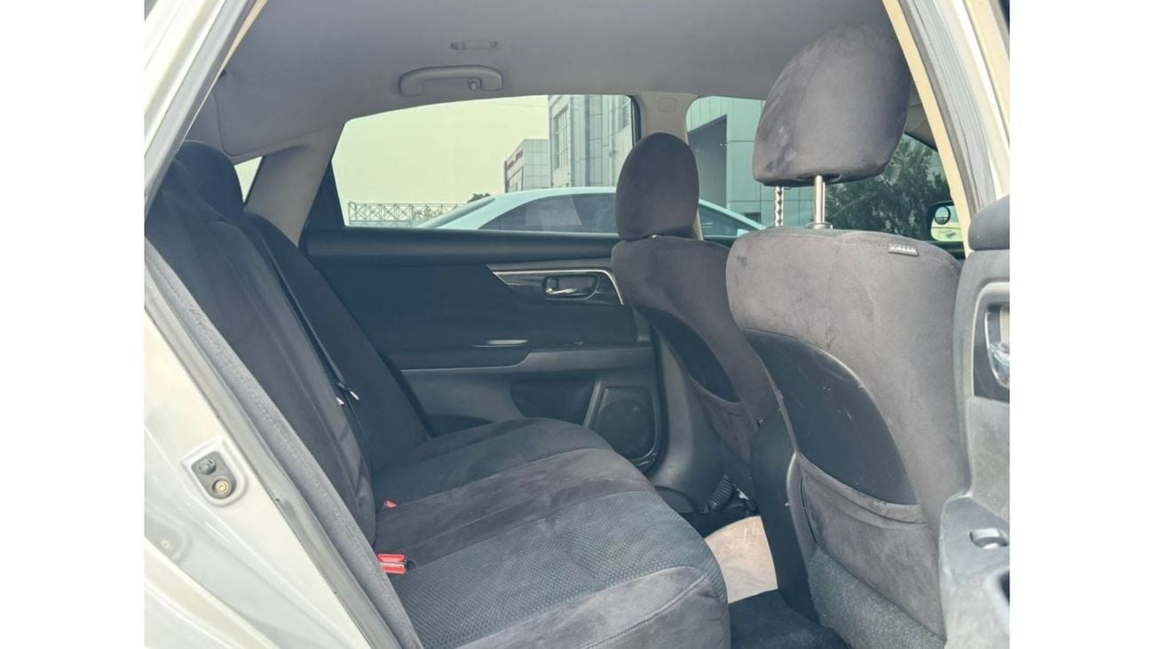 نيسان ألتيما SV