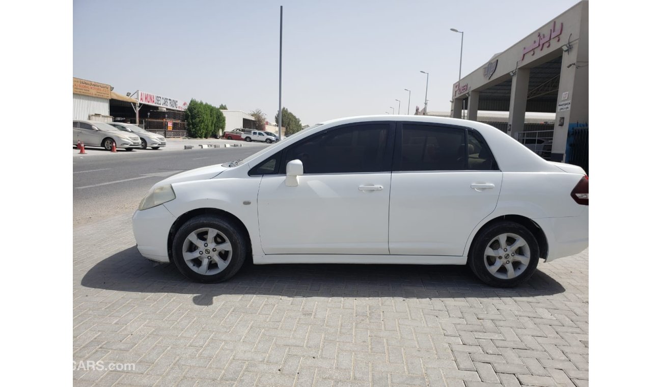 Nissan Tiida LOT: 141 AUCTION DATE: 7.8.21