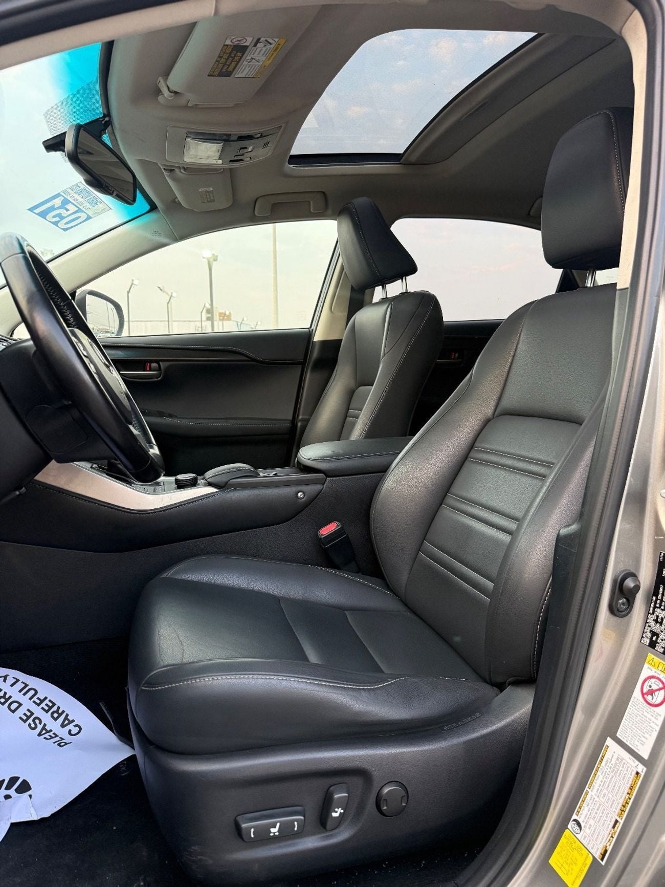 لكزس NX200t PLATINUM Premier 2.0L
