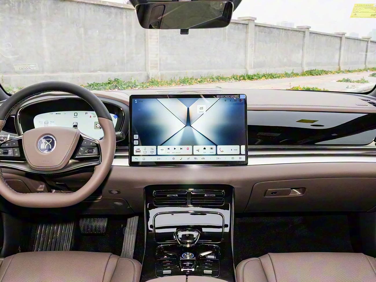 بي واي دي هان DM-i 125KM ELITE EDITION | Smart Driving | 2025 | For Local Registration +10%