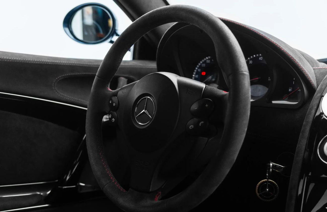 Mercedes-Benz SLR 5.5L V-8 Supercharged Engine