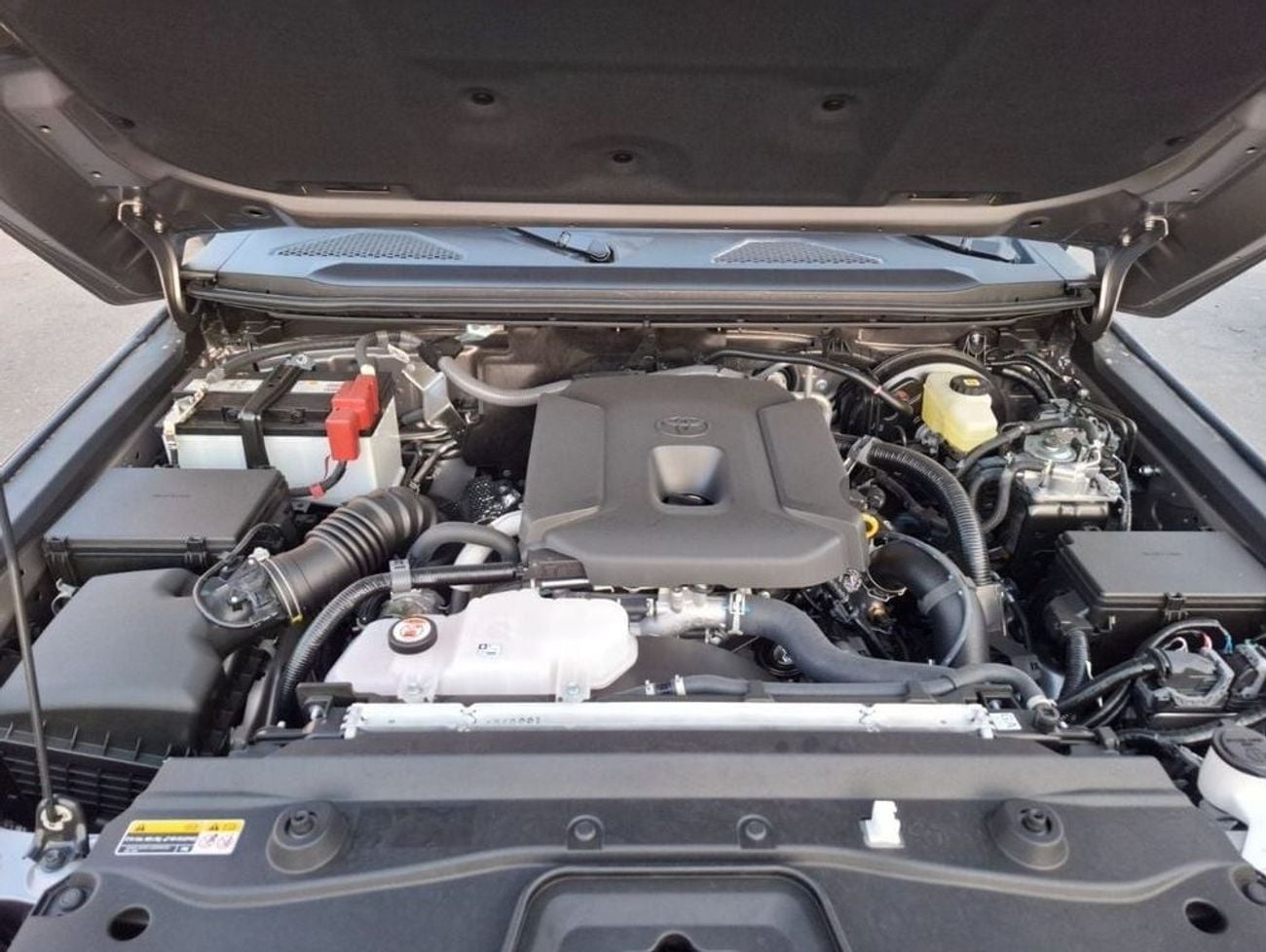 تويوتا برادو TXL 2 DSL TOYOTA PRADO 2.8 DSL ADVENTURE AUTO
