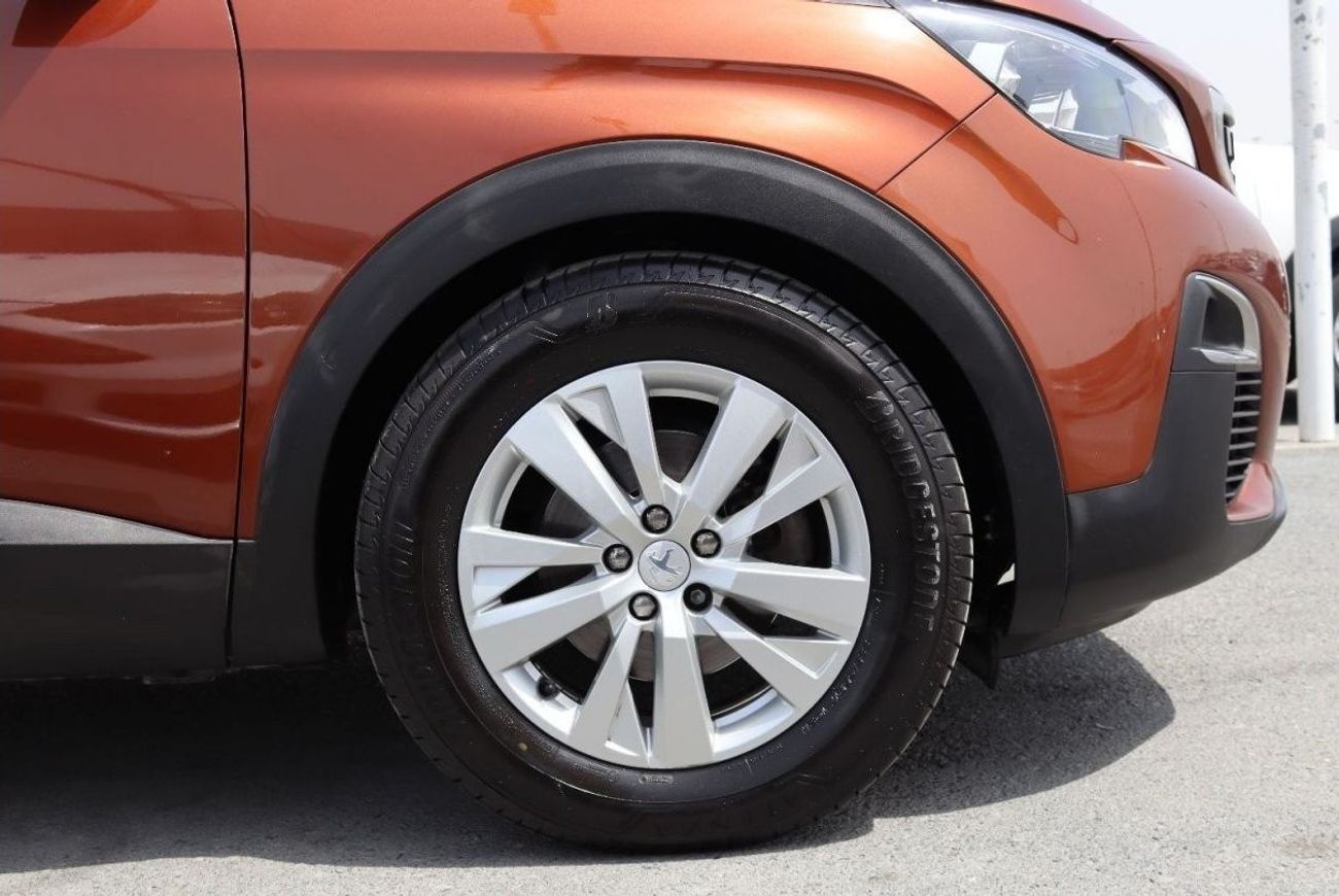 Peugeot 3008 Active ACCIDENTS FREE - GCC - 1600 CC + TURBO - PERFECT CONDITION INSIDE OUT