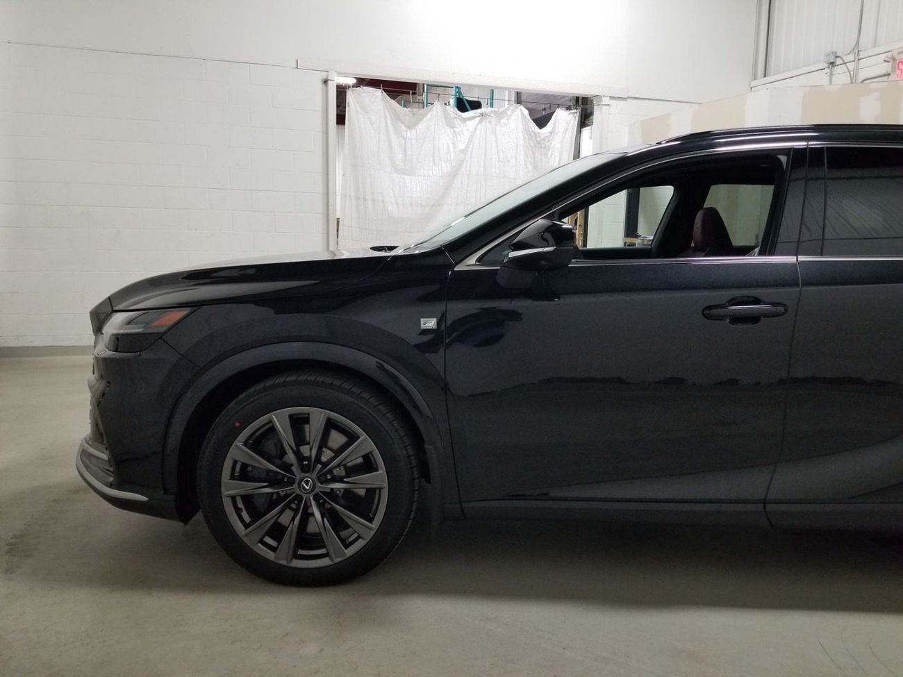 لكزس RX 350 F sport 3