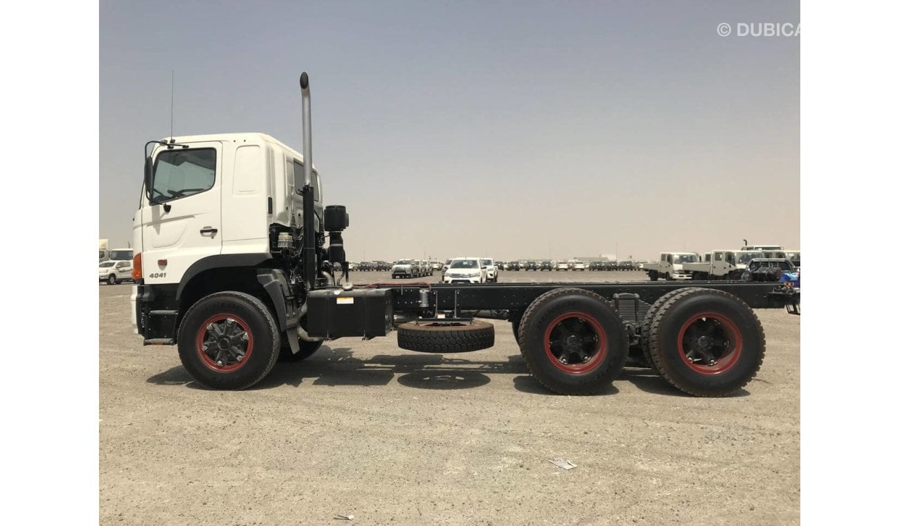 هينو 700 Series ZS - 4041 Chassis Single Cab 6x4 / 30 Tons