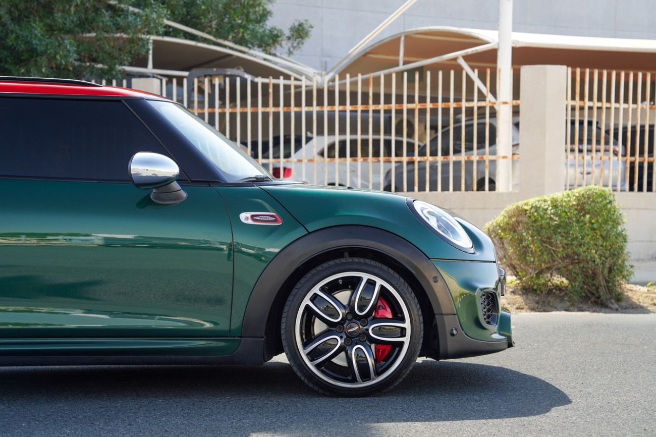 Mini Cooper John Cooper Works 2.0L (231 HP)