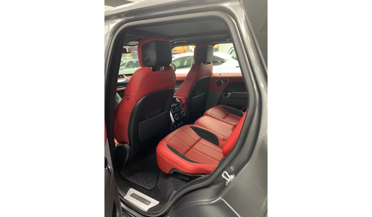 Land Rover Range Rover Sport ' HSE Dynamic - Red Interior - 5 Years FREE SERVICE - 5 YEARS WARRANTY - GCC Specs - Al Tayer '