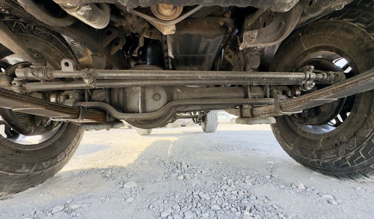 Toyota Land Cruiser Pick Up SINGLE CABIN | RHD | 1990 MODEL | 4.0L DIESEL ENGINE | MANUAL TRANSMISSION | JFT0241