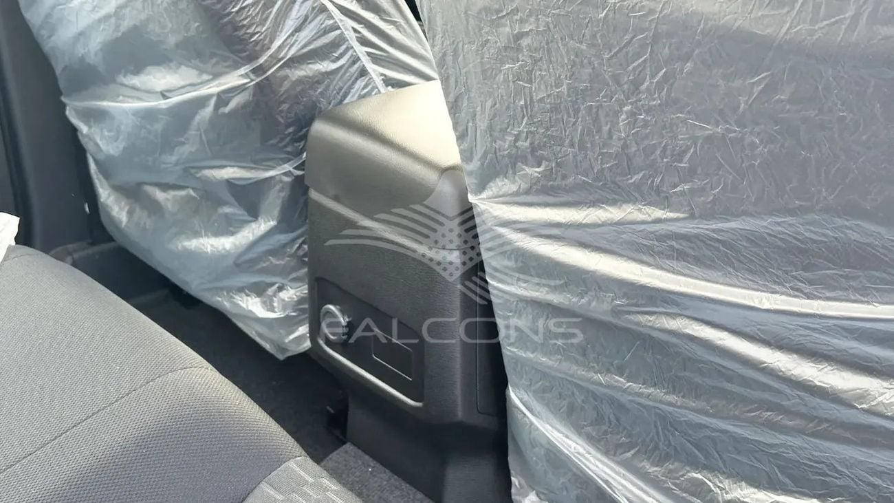 Mitsubishi L200 GLX Double Cab Petrol 2.4L