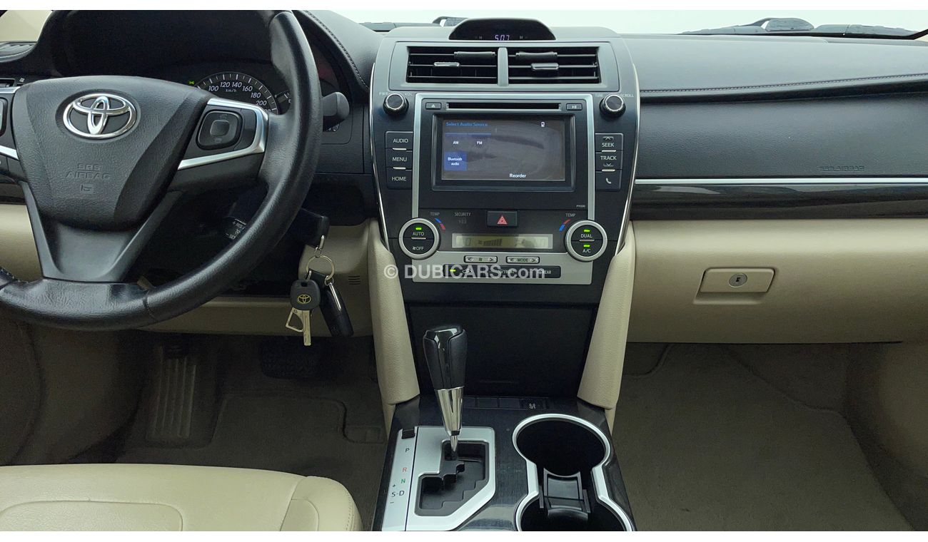 تويوتا كامري PLATINUM 2.5 | بدون دفعة مقدمة | اختبار قيادة مجاني للمنزل