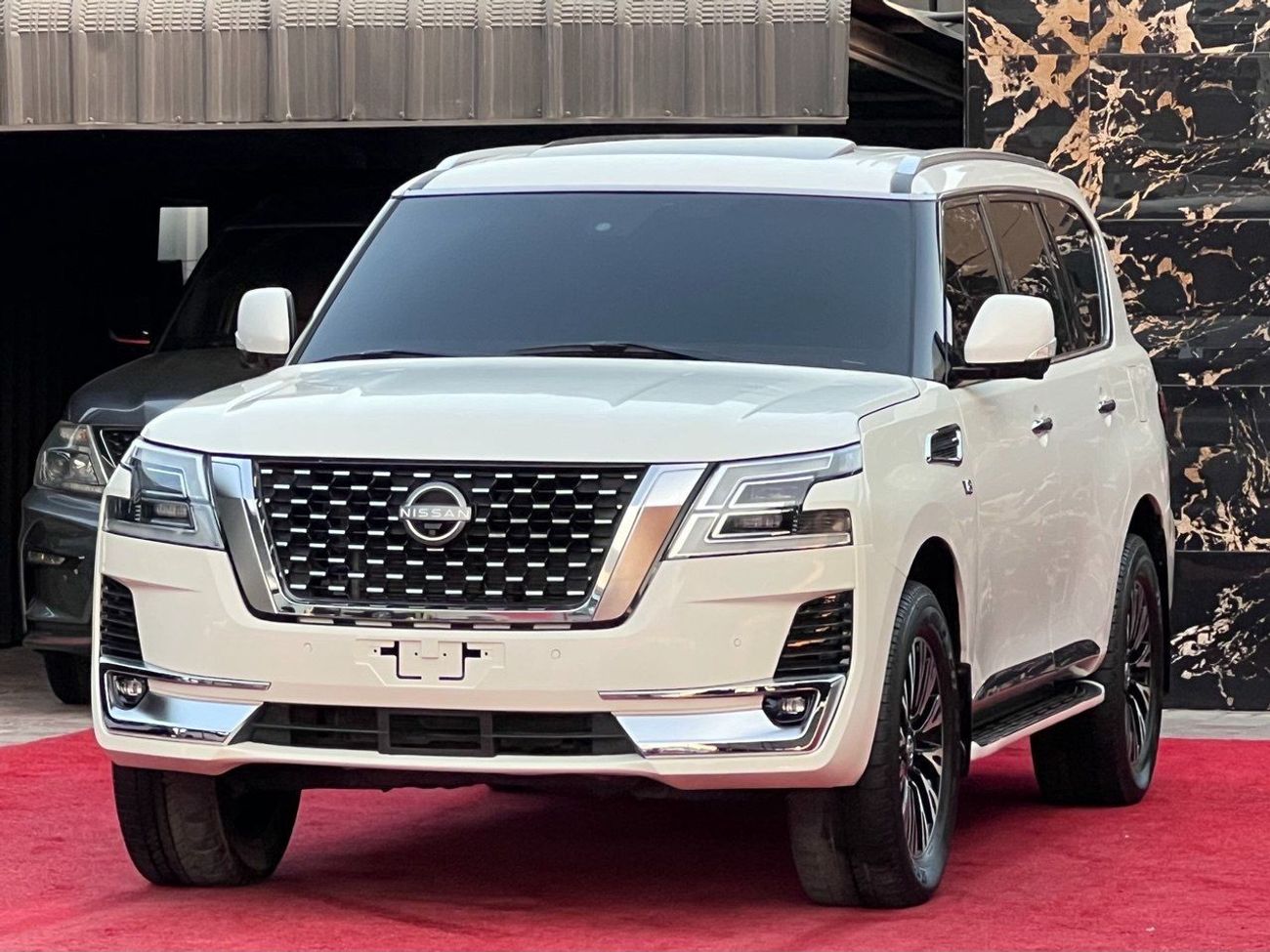 نيسان باترول LE Platinum 5.6L