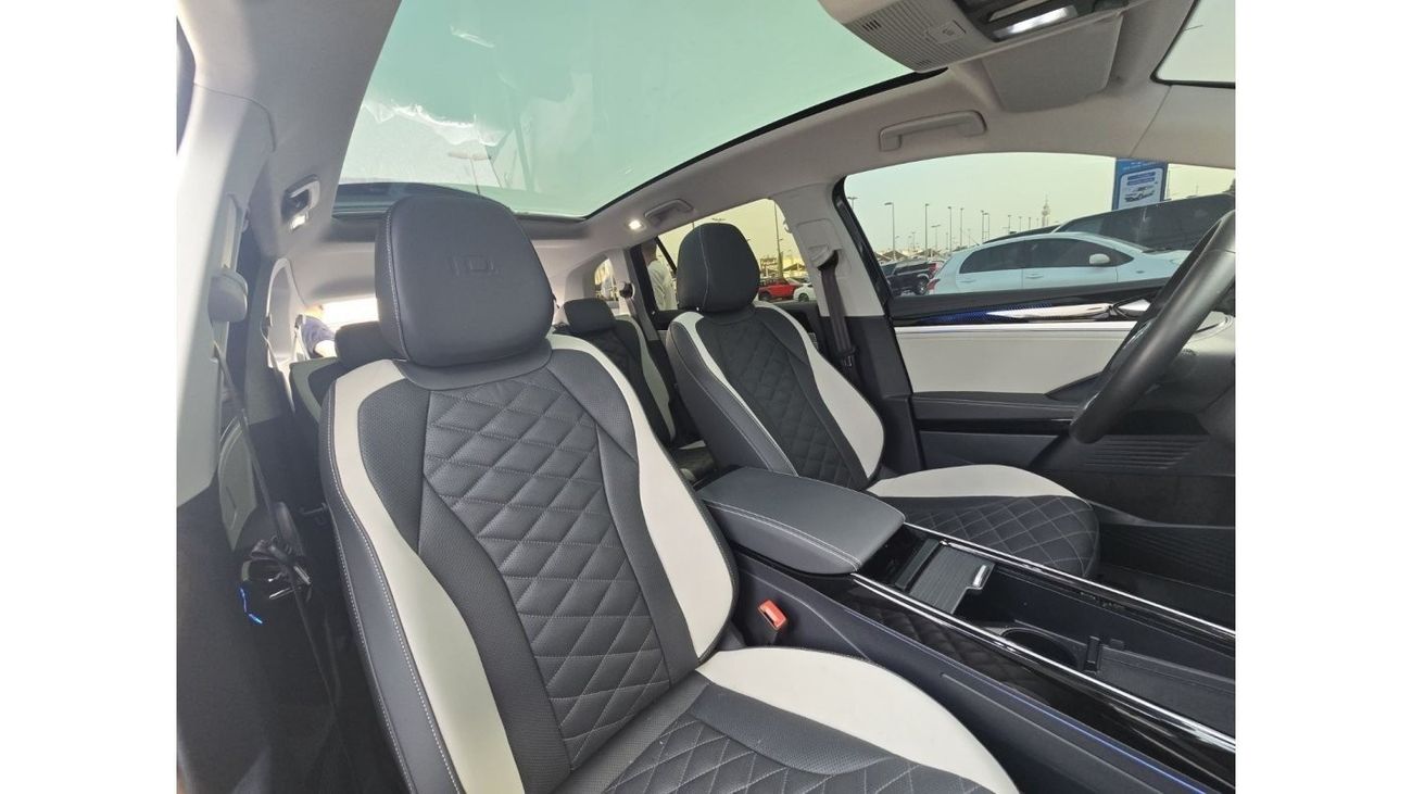 Volkswagen ID.6 VOLKSWAGEN ID.6 2022 GCC UNDER WARRANTY // 2KEYS // PERFECT CONDITION // 7 SEATS