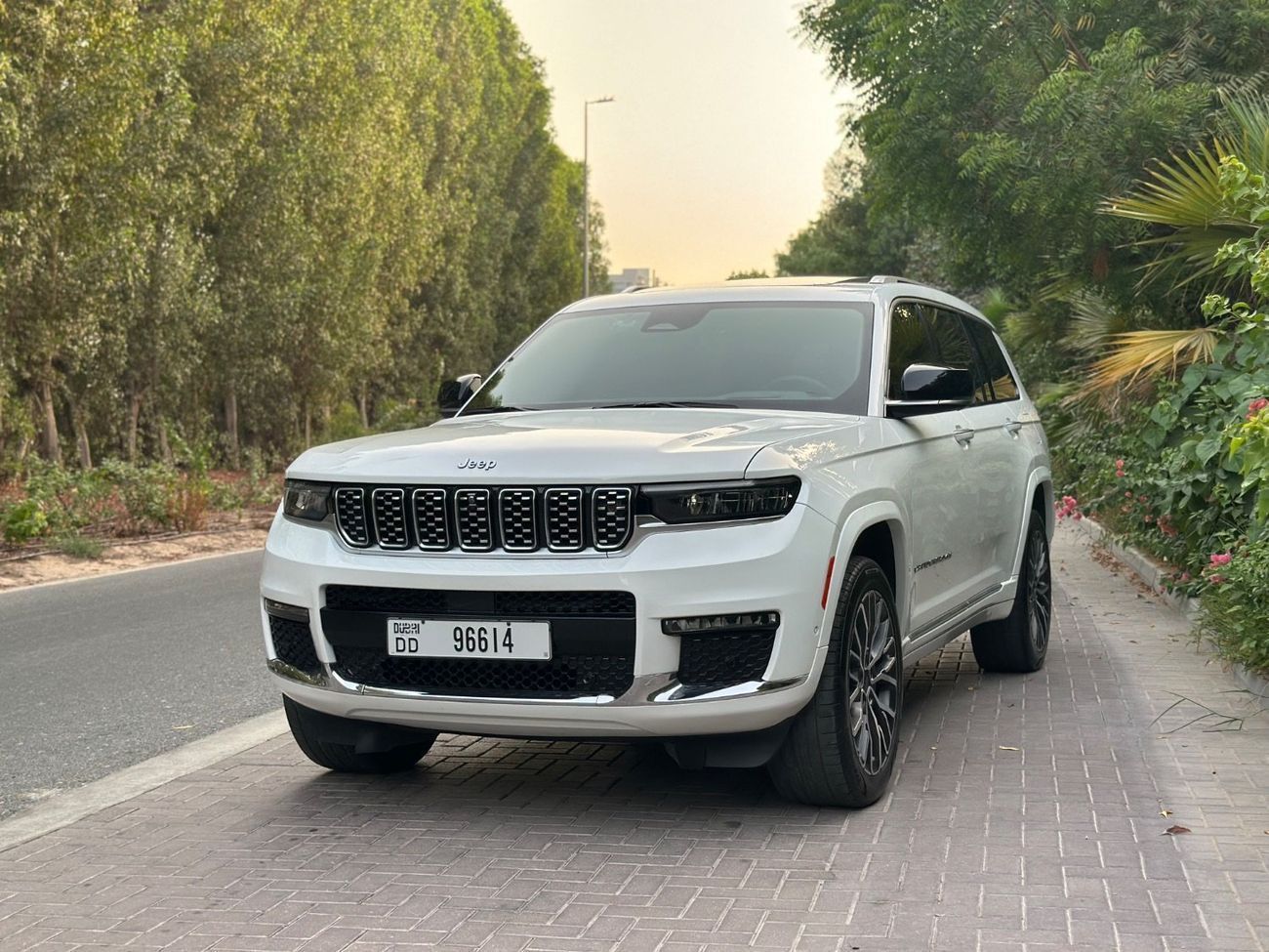 Jeep Grand Cherokee 2022 Jeep Grand Cherokee L Summit Reserve | 3.6L V6 | 6-Seater Luxury | Perfect Condition