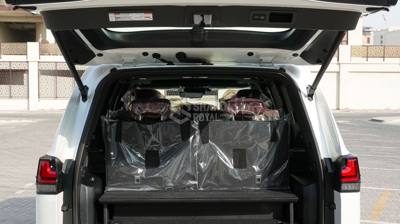 لكزس LX 700h SIGNATURE 3.5L TT HEV | AUTO PARKING | MARK LEVINSON | 7 SEATER AT 4WD 2026MY