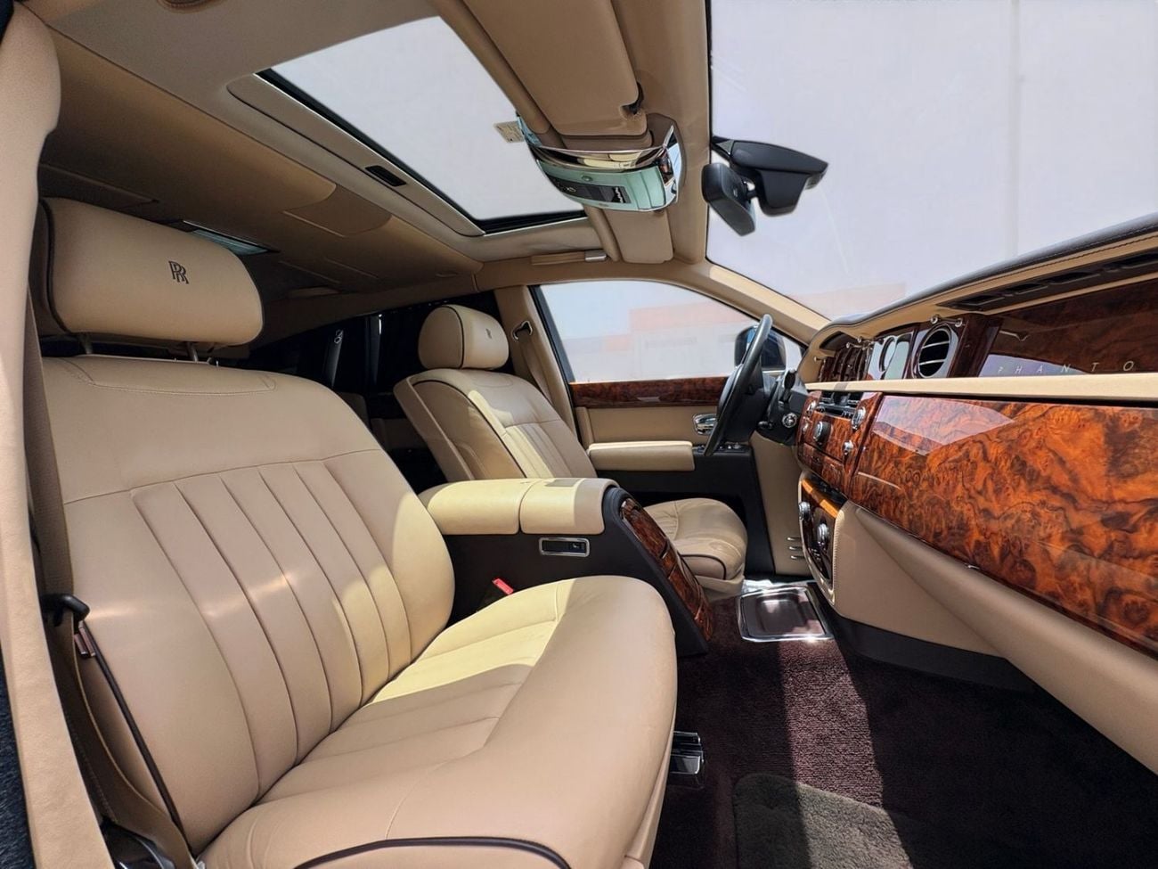 Rolls Royce Phantom STD ROLLS-ROYCE PHANTOM | 6.75L V12 | 2011 | FULL AGMC SERVICE HISTORY | GCC SPECS