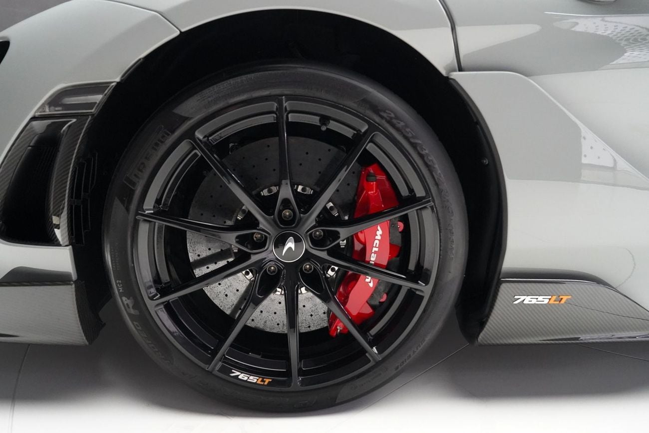 مكلارين 765LT