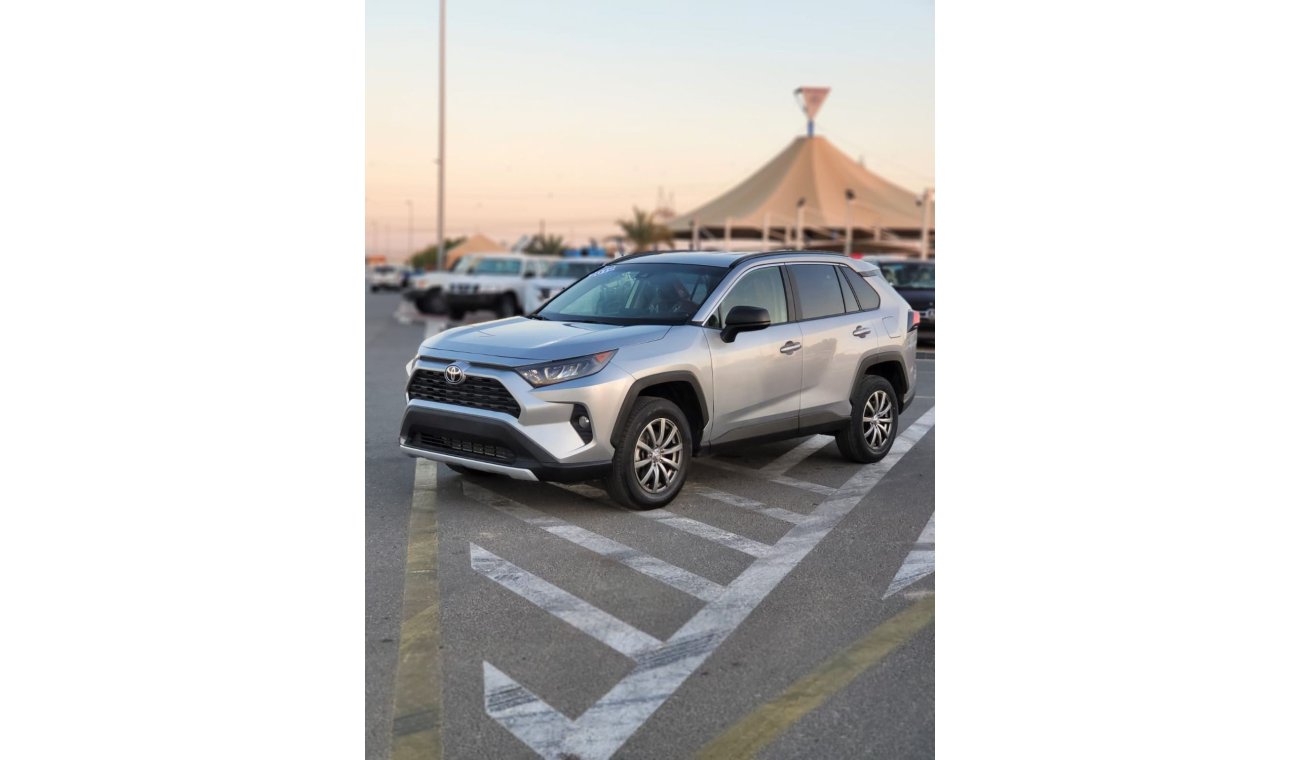 تويوتا راف ٤ TOTOTA RAV4 LE CLEAN CAR