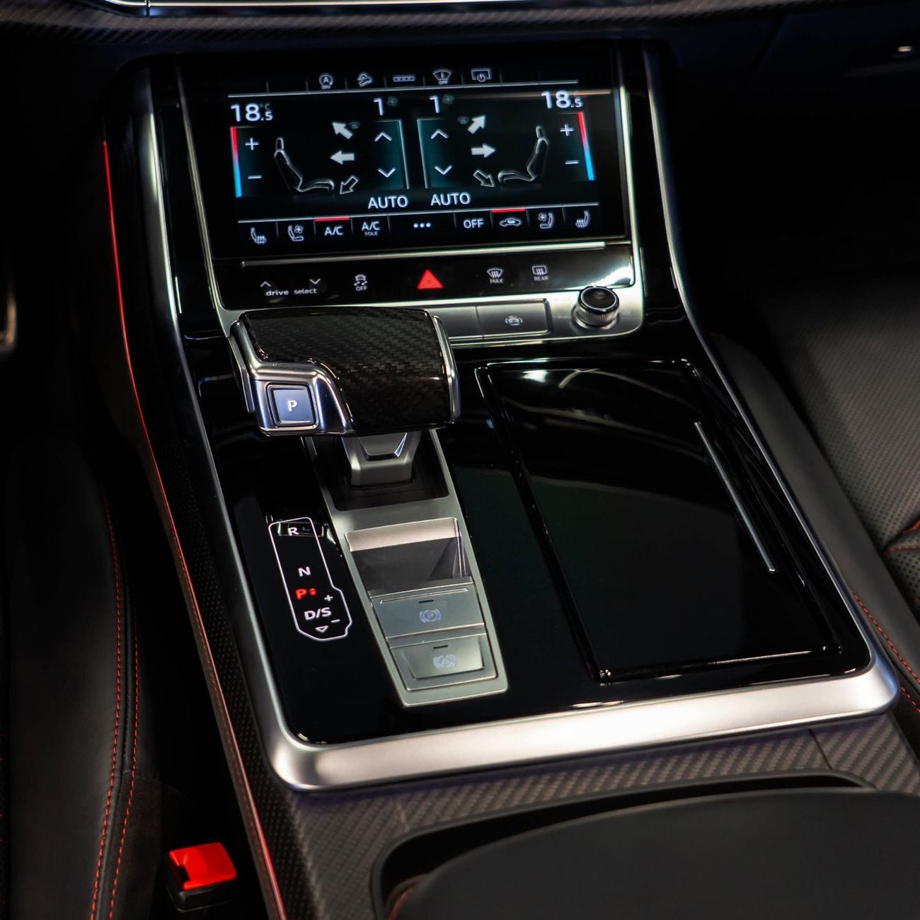 أودي RSQ8 TFSI quattro 4.0L AED 5,749 P.M • 0% Downpayment • Audi RS Q8 Mansory Kit • 1 Year Warranty