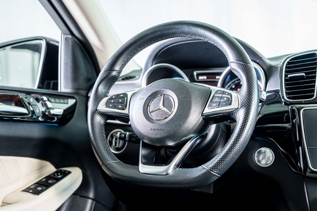 مرسيدس بنز GLE 43 AMG Coupe 3.0L