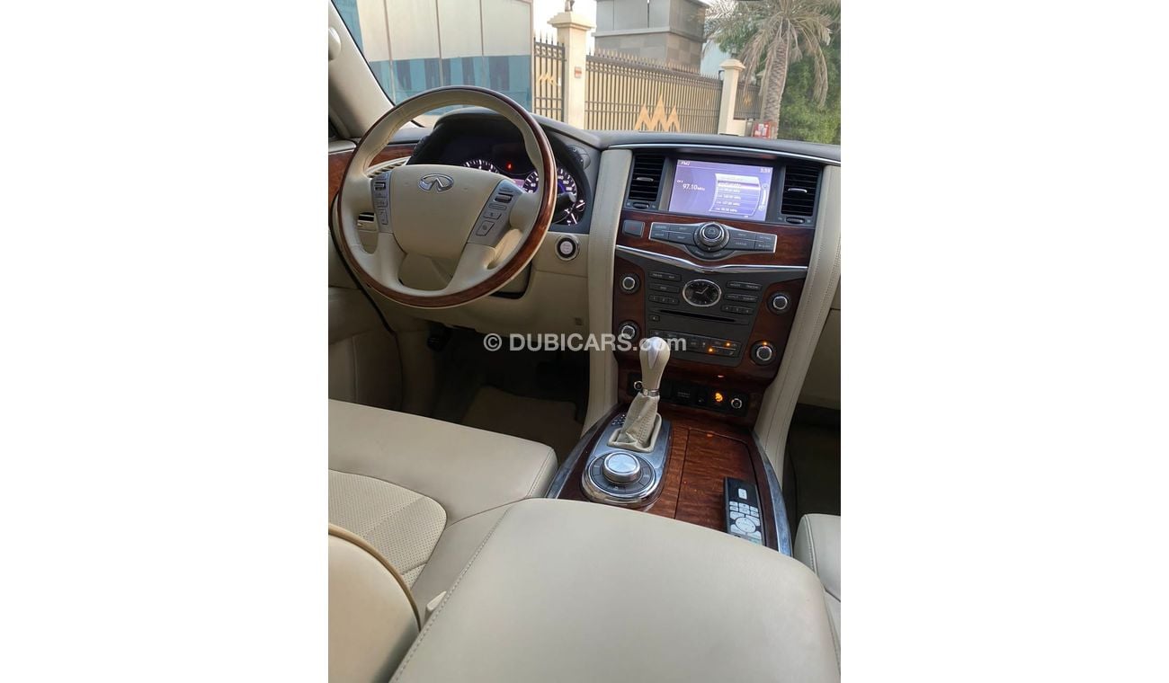 Infiniti QX80 Luxury 8st