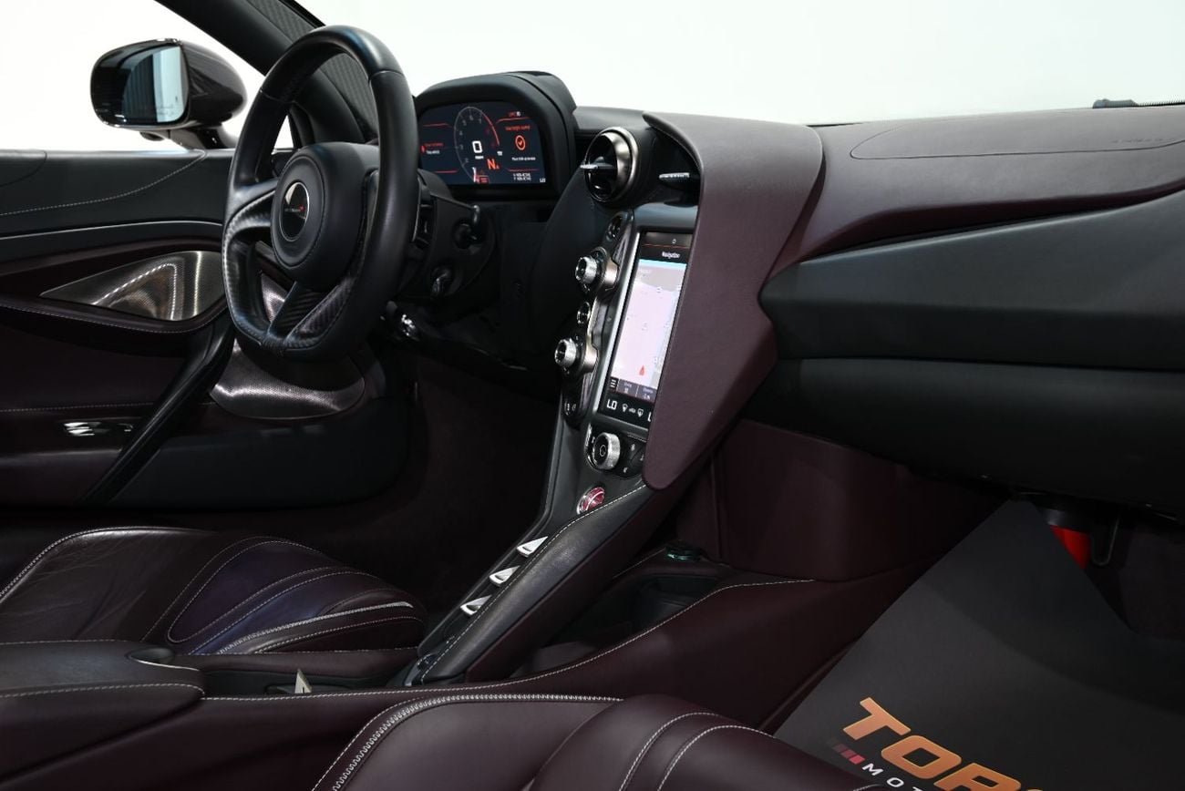 McLaren 720S PERFORMANCE 2018 McLaren 720s Performance, Full Service History, Full PPF, Excellent Condition, GCC