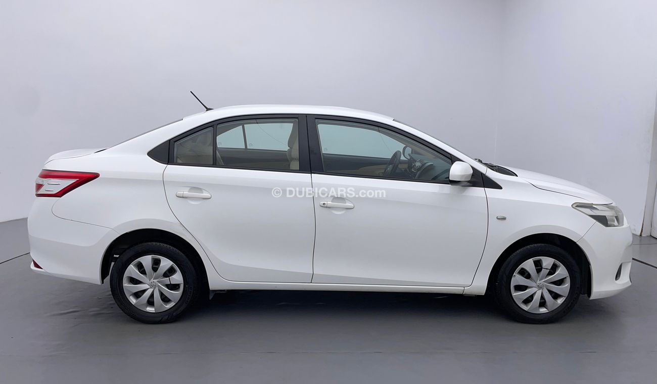 تويوتا يارس SE 1.5 | بدون دفعة مقدمة | اختبار قيادة مجاني للمنزل