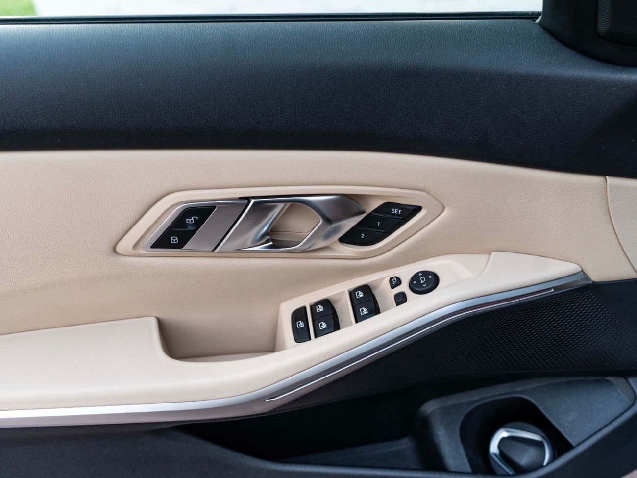 BMW 320i Executive 2.0L