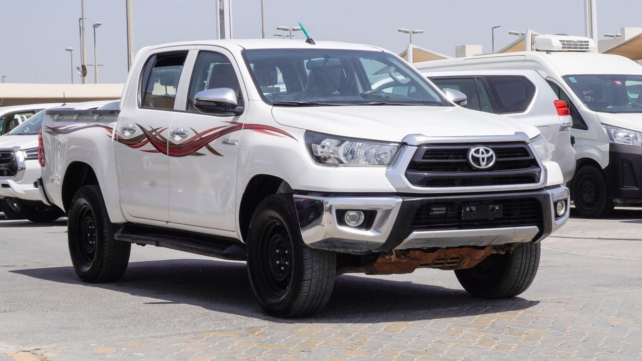Toyota Hilux GLX 2.8L A/T