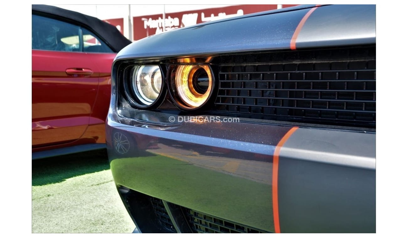 دودج تشالينجر SXT بلس