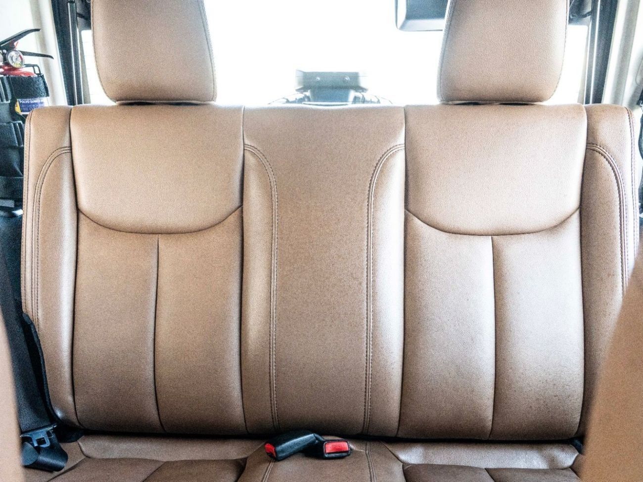 Jeep Wrangler Sahara Plus 3.6L A/T