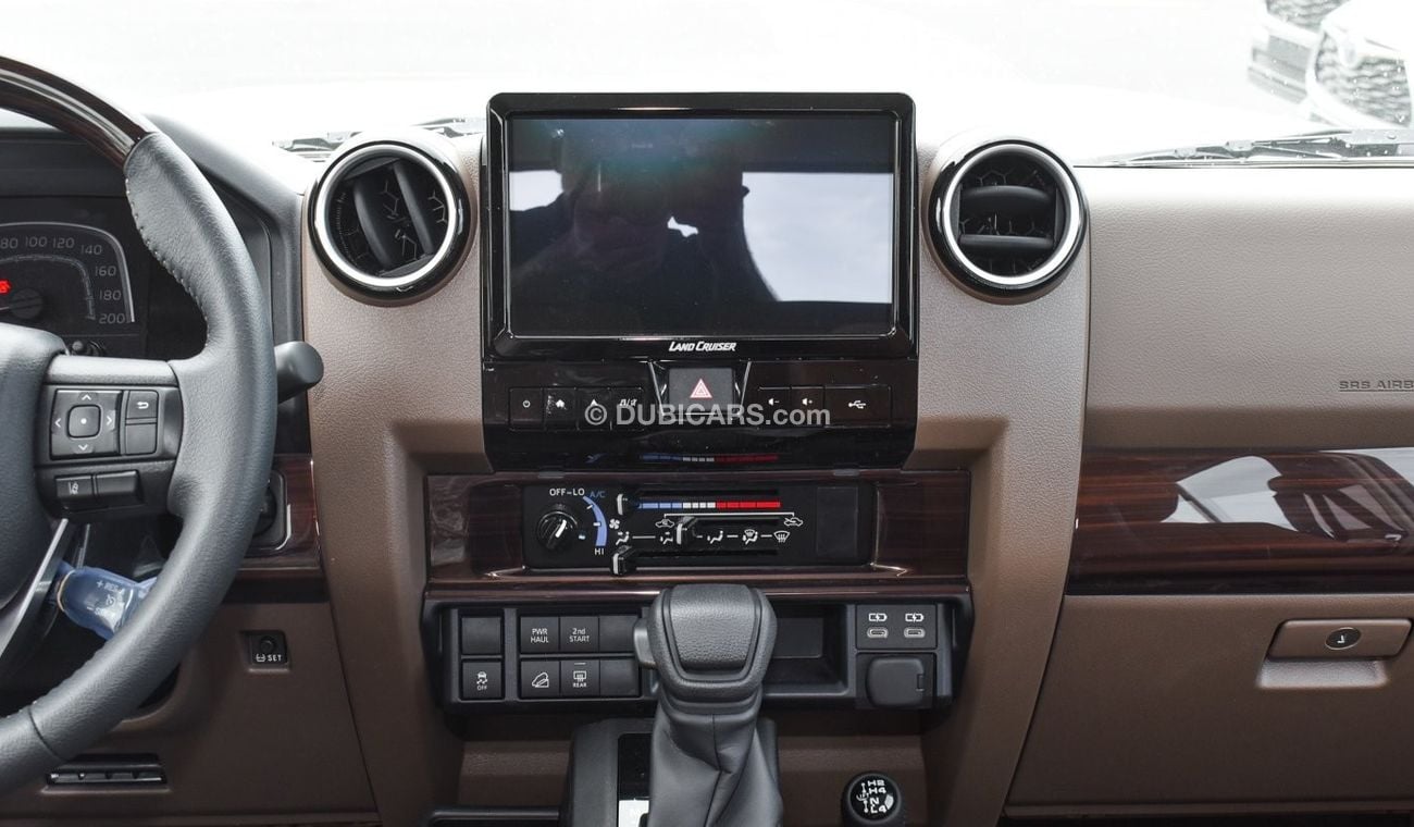 Toyota Land Cruiser 70 GLS  2 7L 2WD M/T