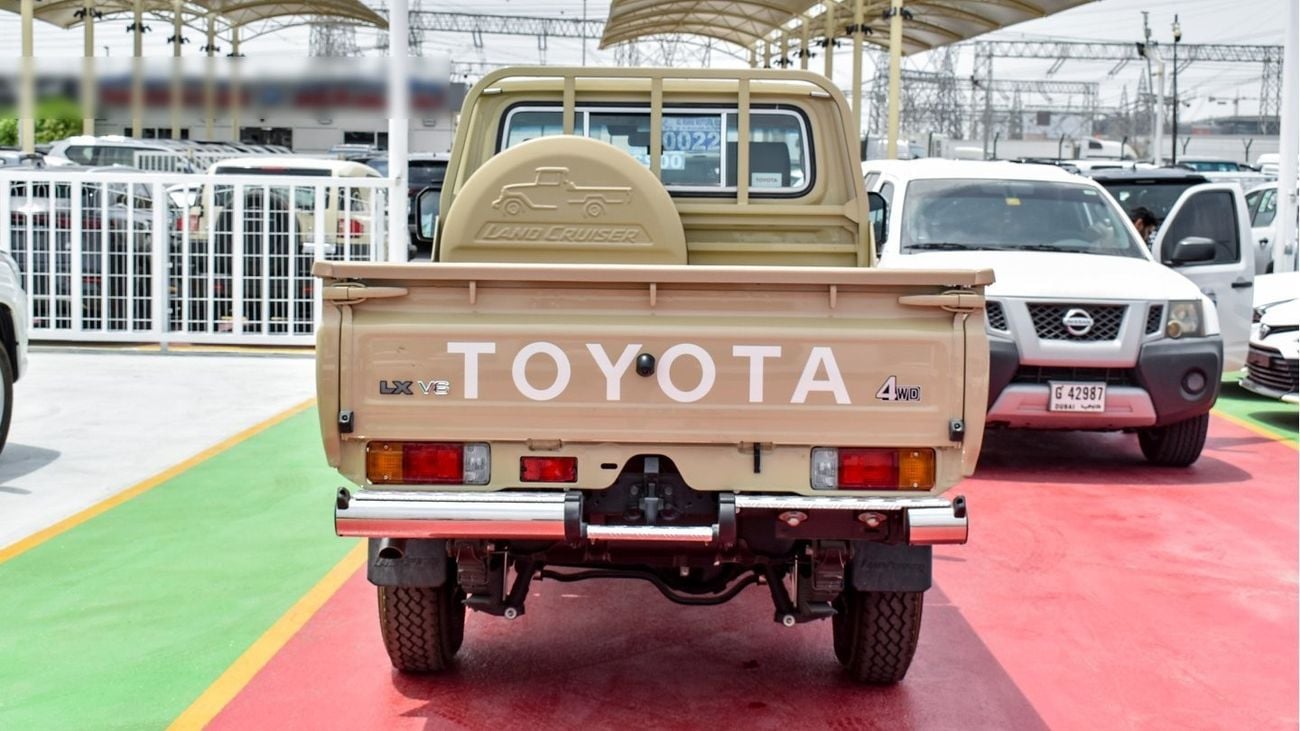 Toyota Land Cruiser Pick Up 4.0L V6 Single Cabin Auto Transmission