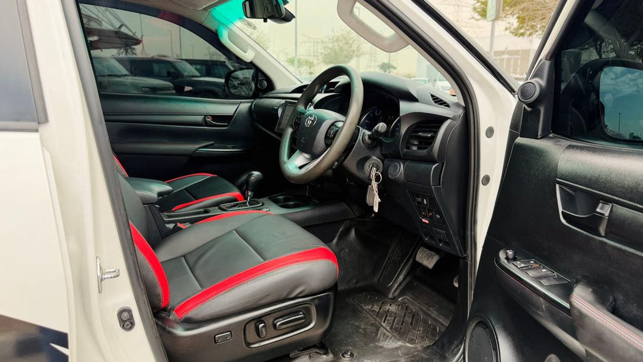 تويوتا هيلوكس -