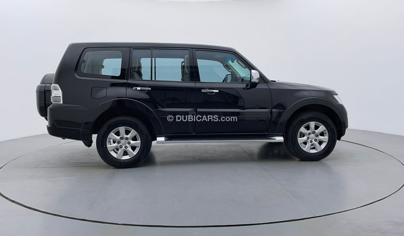 Mitsubishi Pajero 3.5 L BASE 3500