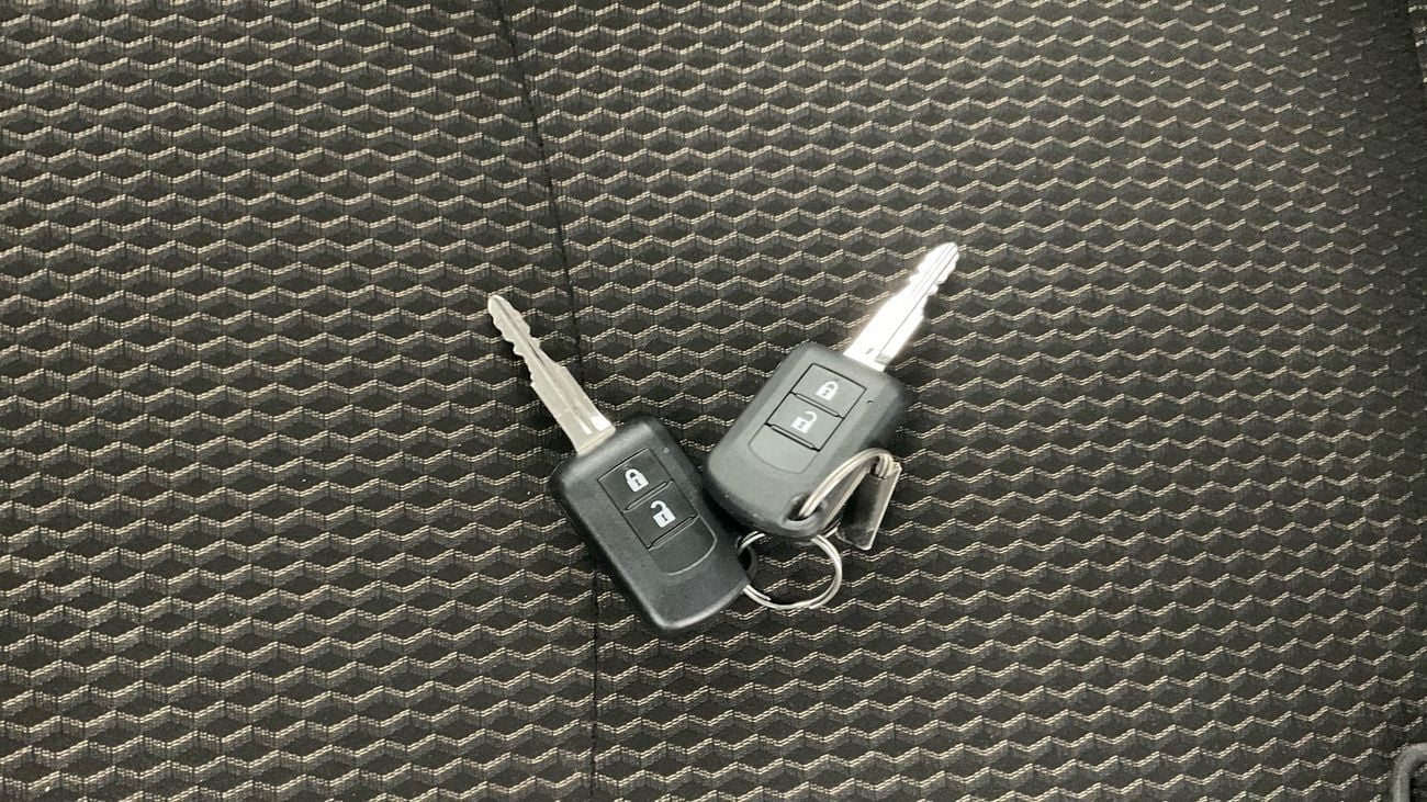 Mitsubishi ASX 2.0 CVT 2WD BASIC | Guaranteed Warranty | 0 Down Payment