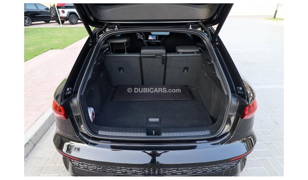 أودي RS3 Audi RS3 TFSI Quattro 2022