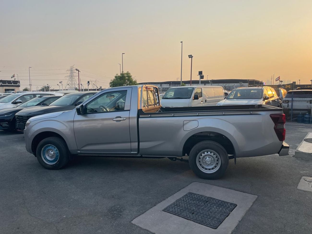 Isuzu D-MAX STD