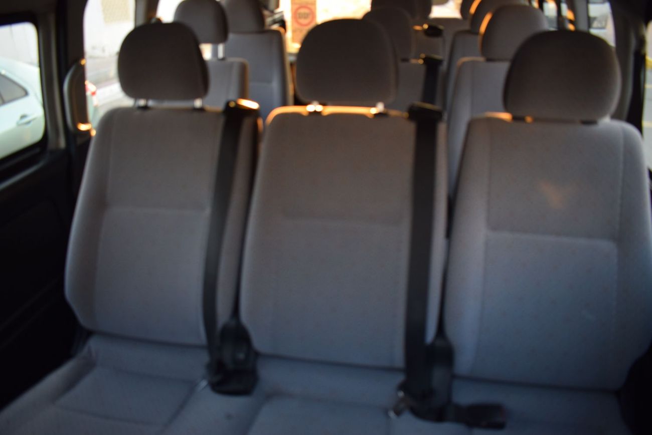 تويوتا هاياس Commuter GLX High Roof 2.7L M/T