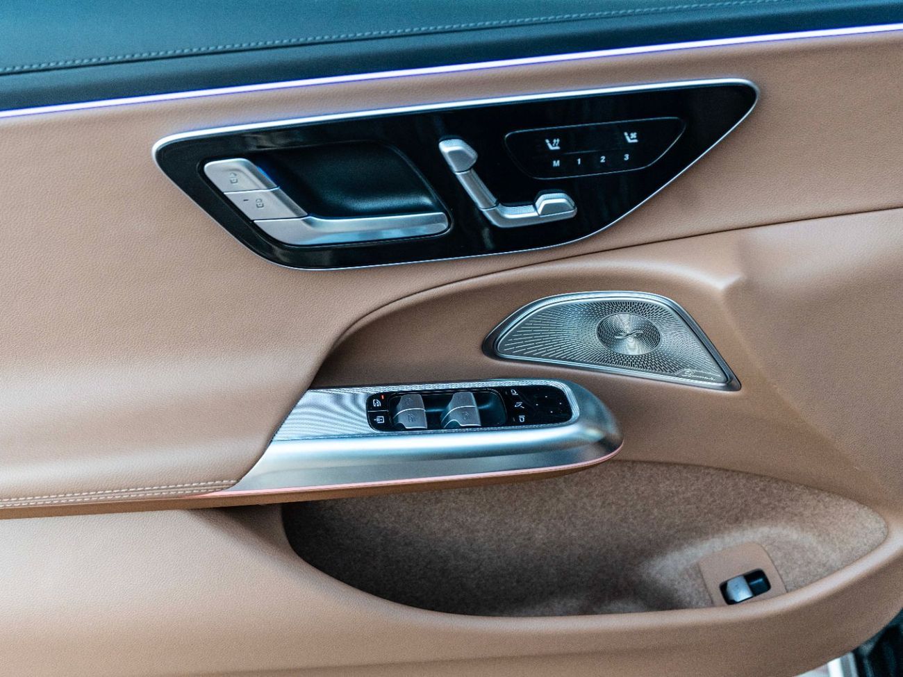 مرسيدس بنز E300 E300