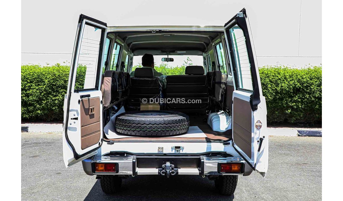 Toyota Land Cruiser 70 2021 Toyota 4.0L V6 LC 78 (Hardtop 3Door 9 Seater) - Export Only
