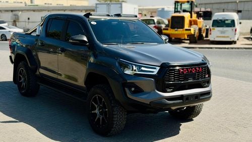 تويوتا هيلوكس -