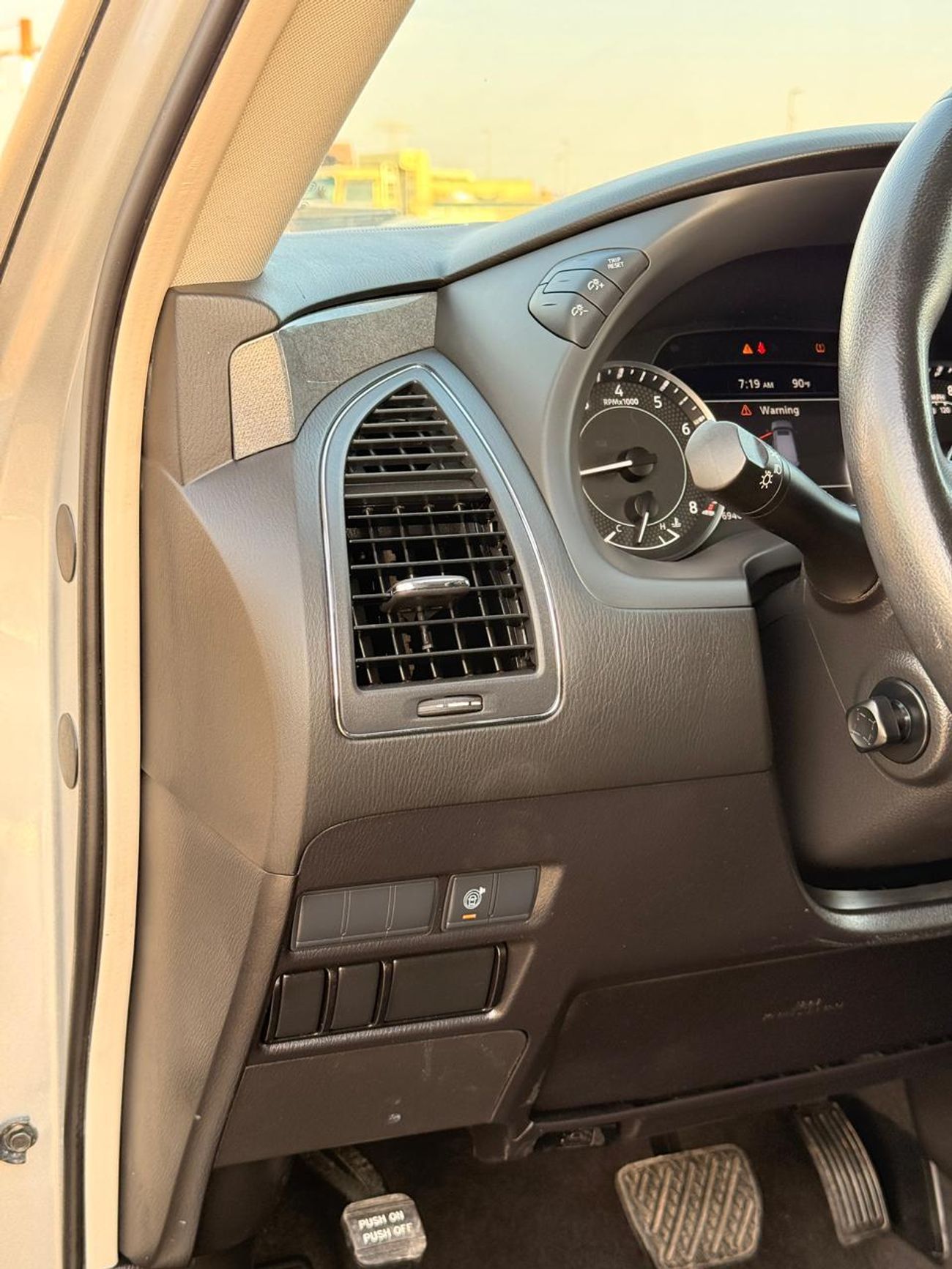 نيسان أرمادا Nissan Armada 2021 4WD