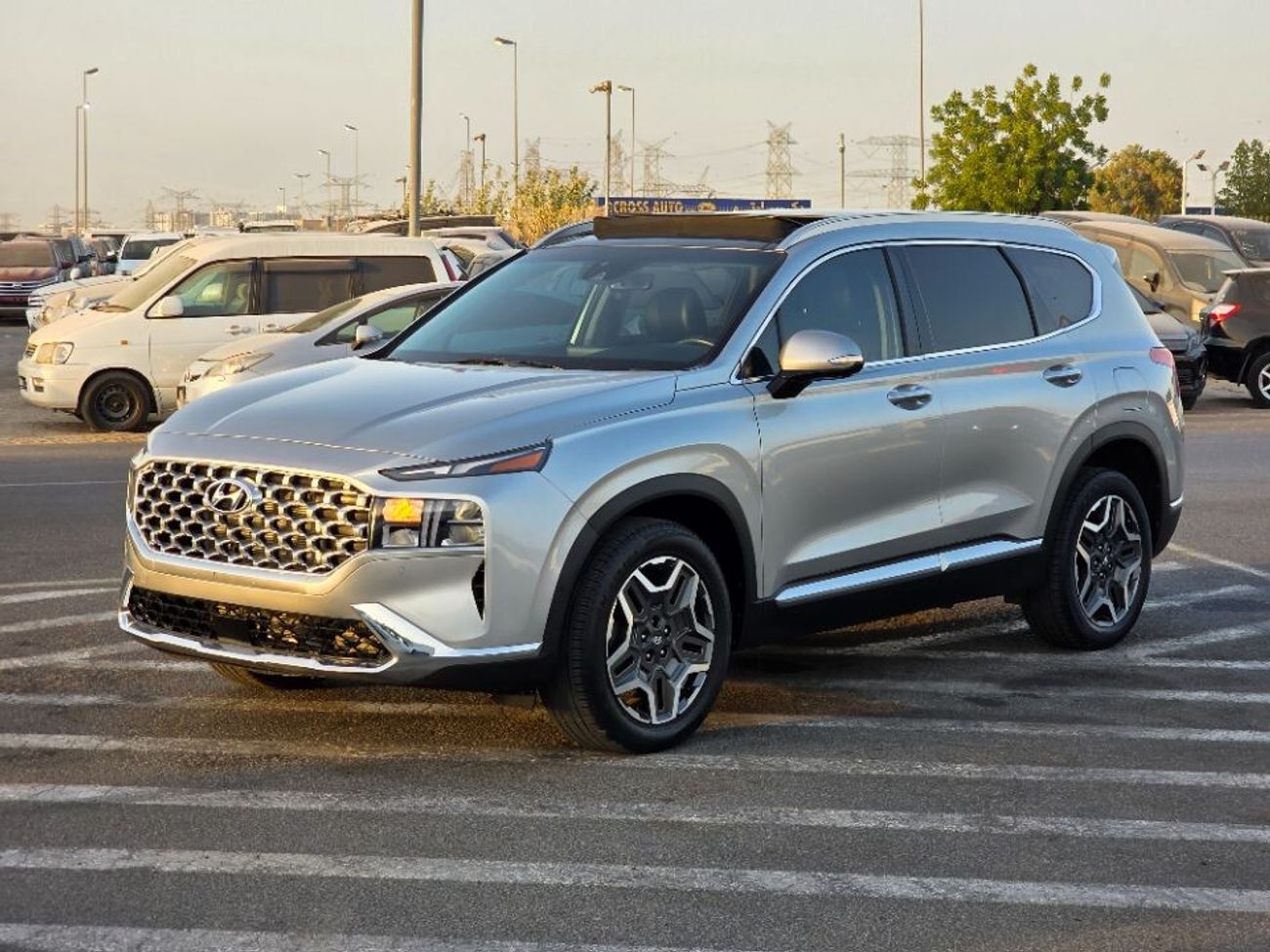 هيونداي سانتا في 2021 Model Limited Edition Paranomic roof, 360 camera,  Push button and Trunk automatic