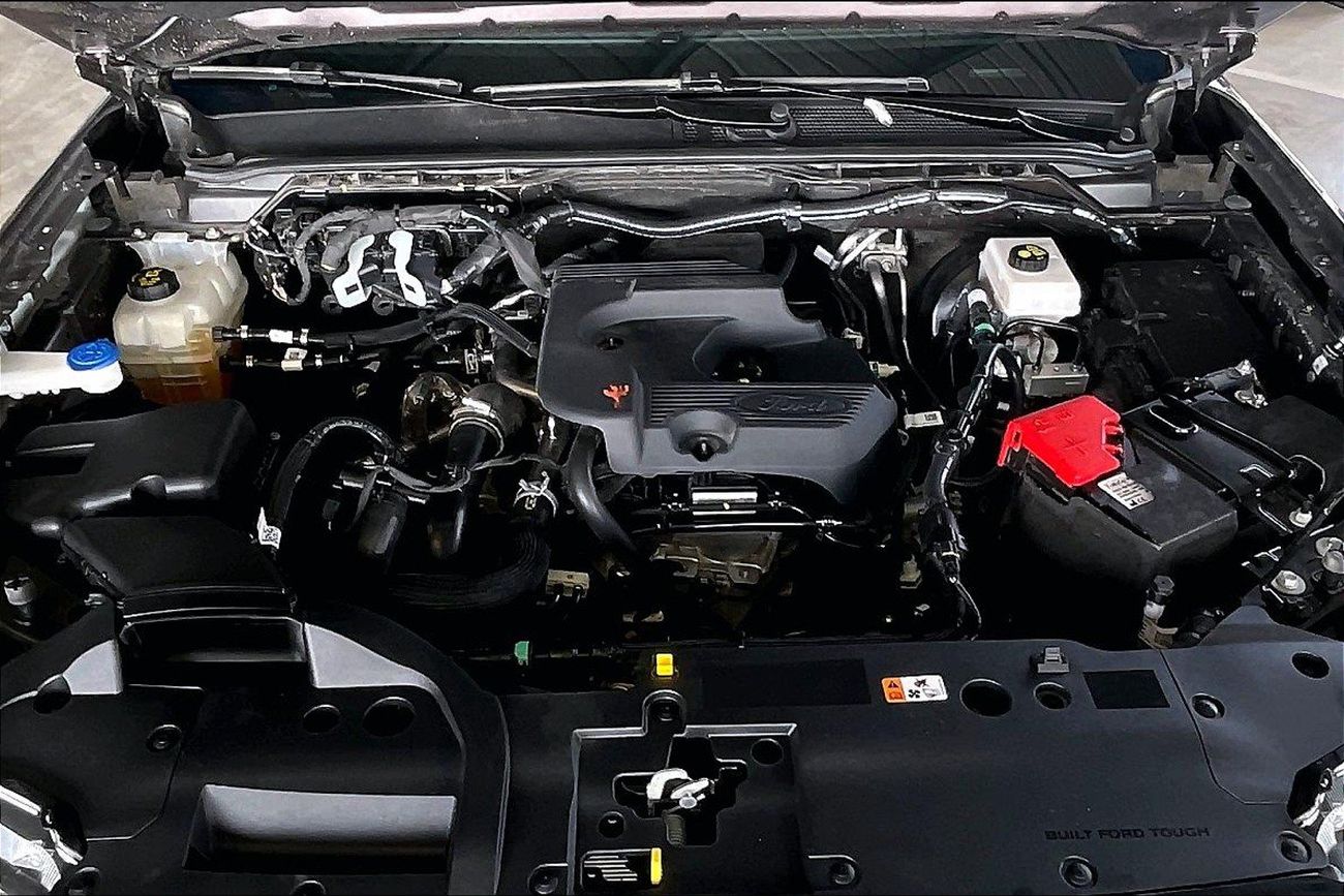 فورد ايفرست XLT | شامل الضمان | 0 ﺪﻔﻋﺓ ﺃﻮﻟﻯ