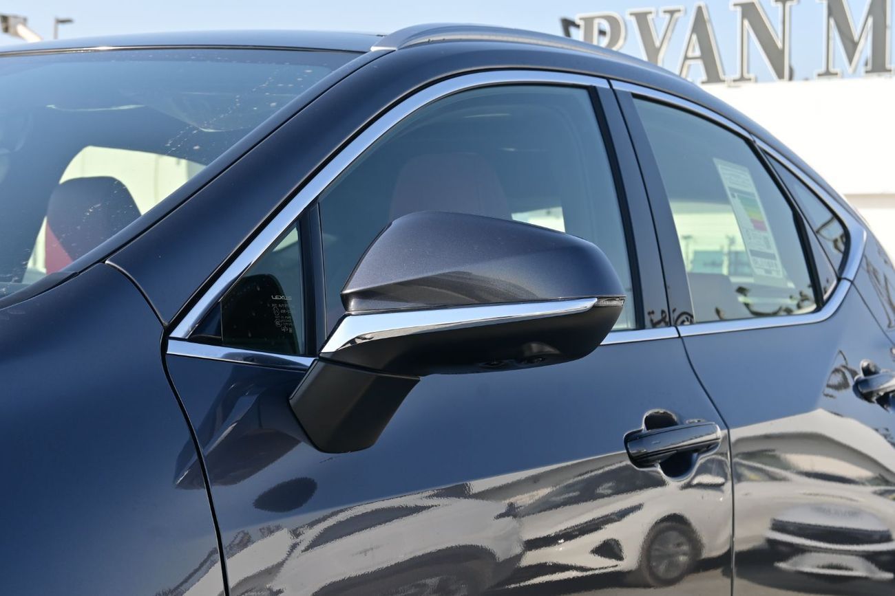 Lexus NX 350h Lexus NX350h Platinum 2.5L Hybrid AWD Color: White Model: 2025