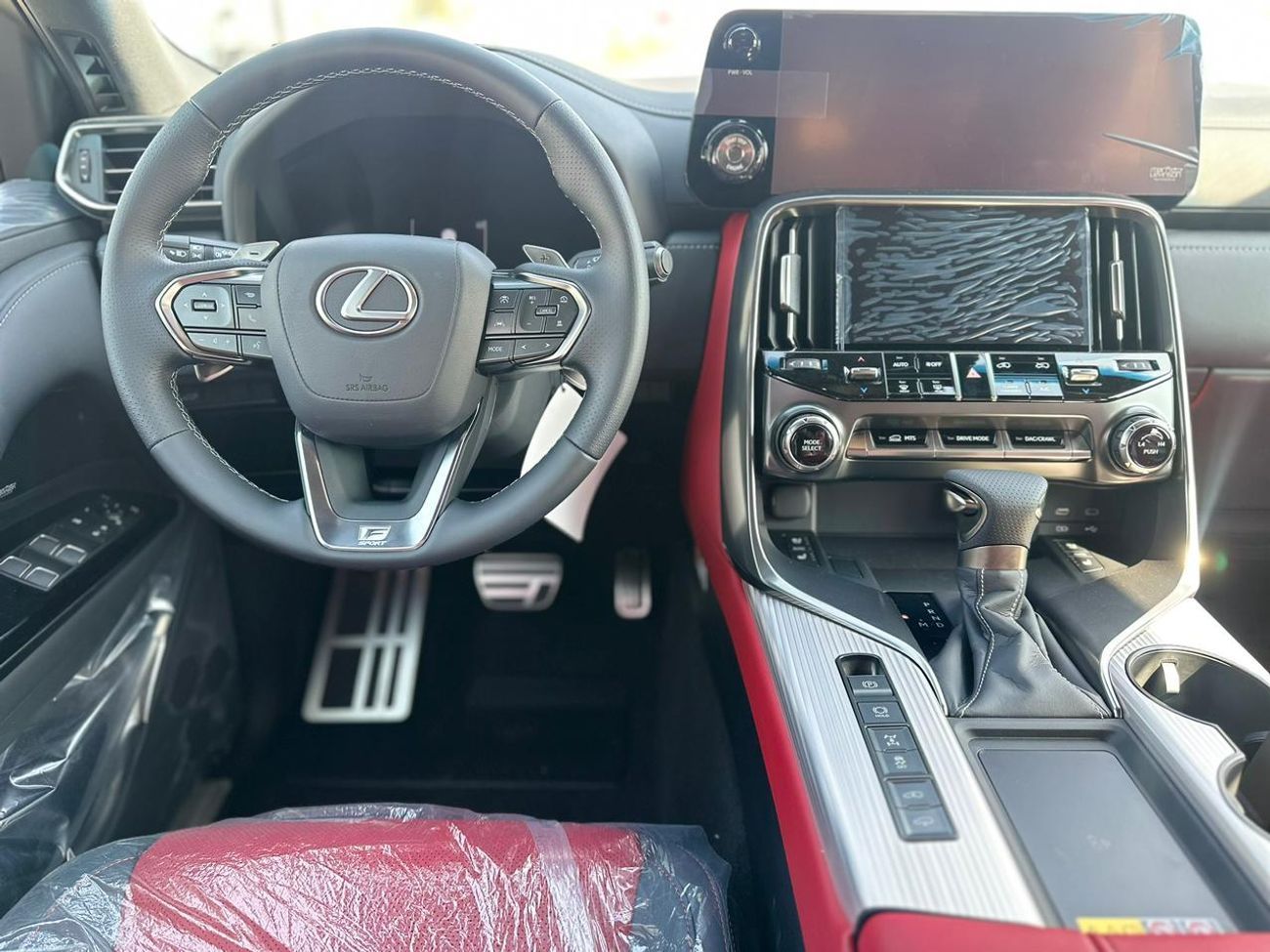 لكزس LX 600 F Sport Launch Edition 3.5L