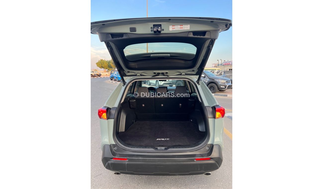 Toyota RAV4 2021 XLE LIMITED SUNROOF RUN AND DRIVE USA IMPORTED
