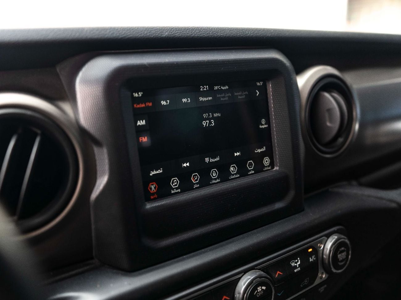 Jeep Wrangler Sport 3.6L A/T (4 Seater)